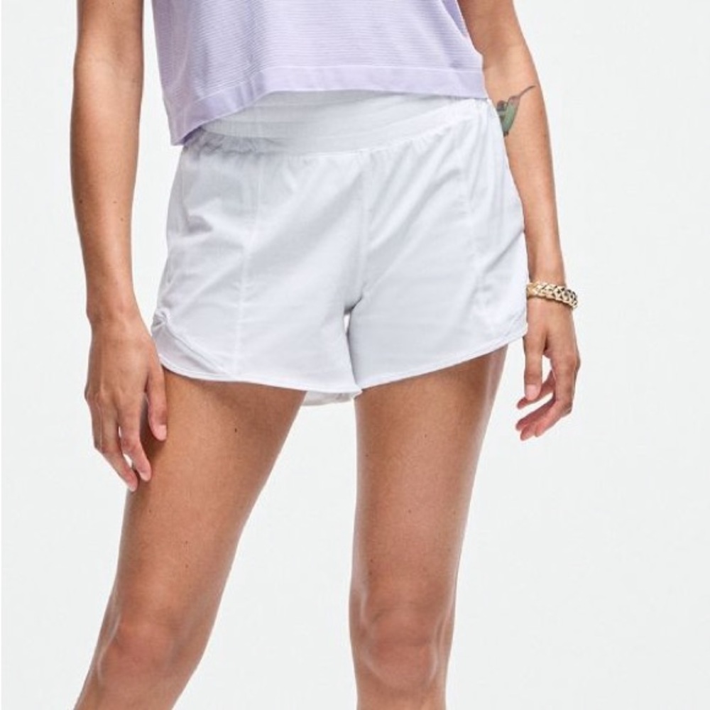 Lululemon Athletica White Athletic Shorts 4 in low rise size 8